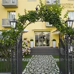 Viktoria Palace Hotel
