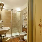 Viktoria Palace Hotel