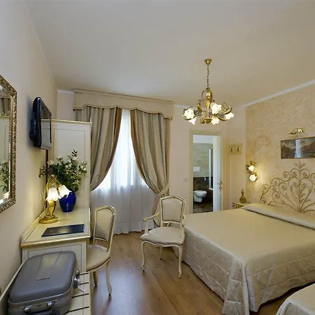 Hotel Viktoria Palace 4*