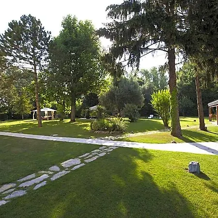 Viktoria Palace فندق