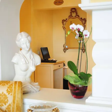 Hotel Viktoria Palace 4*